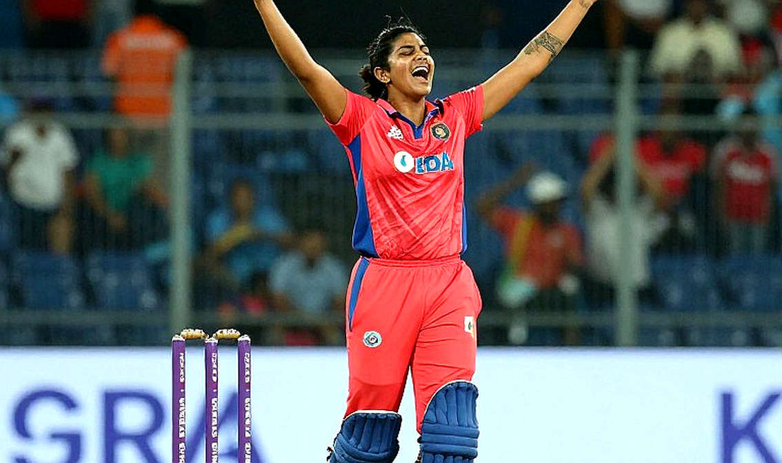 লাহোরের ৮৯ রান, আয়ুবের নীরব বিদায়: পাকিস্তানের তিনে-তিন জয়ের ভেতরের ফাটল