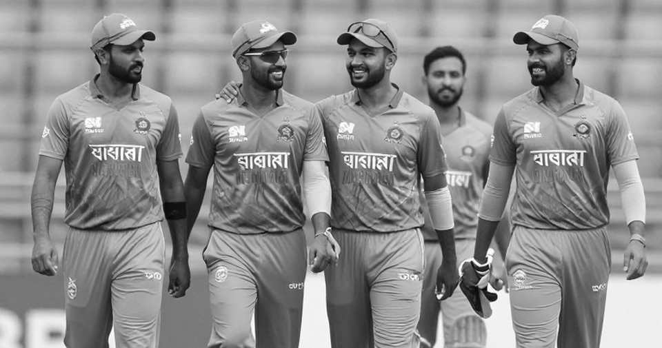 চুক্তি নয়, ওভার: ৪৪ বছরে জেমস অ্যান্ডারসনের আসল প্রশ্নটা ল্যাঙ্কাশায়ারে নেই